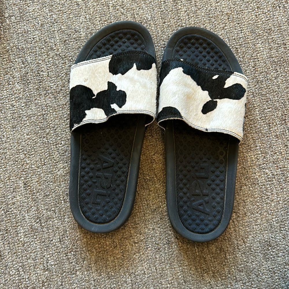 APL cowhide slides